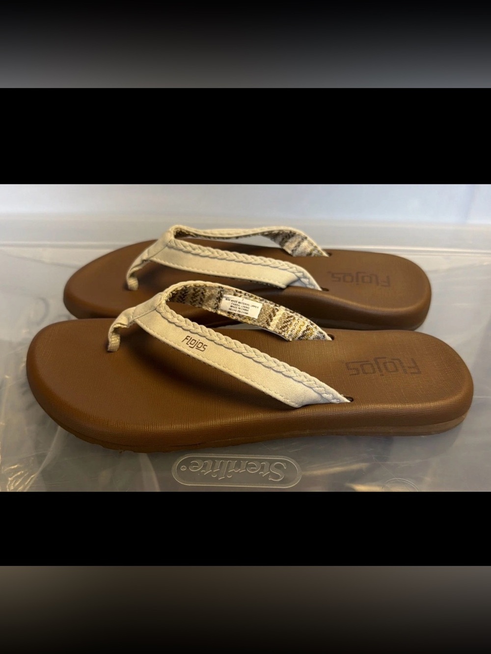 Flojos Women’s White Braid Flip Flop Sandals Size 7 M US